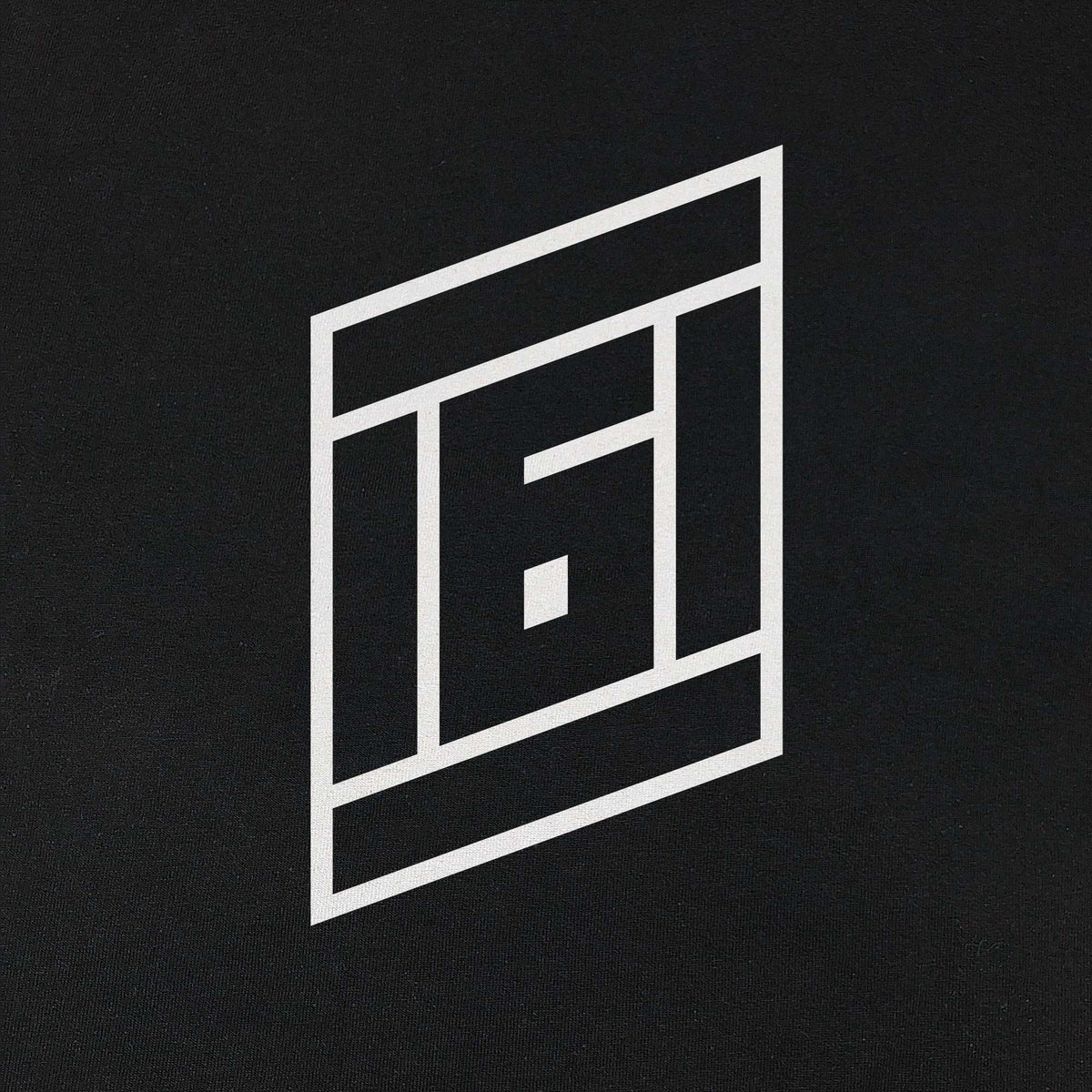161 Geometric – Antifascist Action - T-Shirt